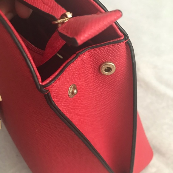 Handbag 👜 - Picture 6 of 8